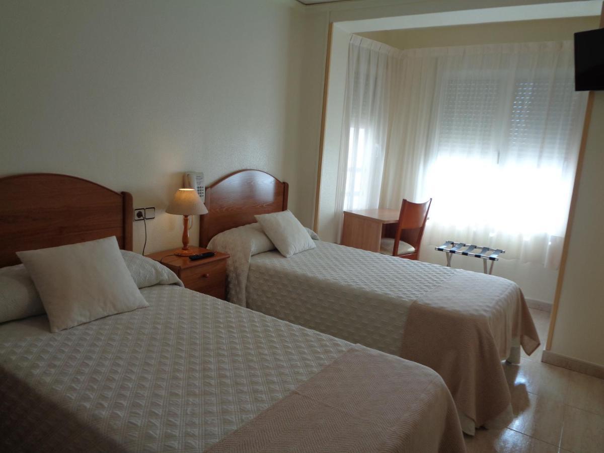 Hostal El Retiro Almoradí 外观 照片