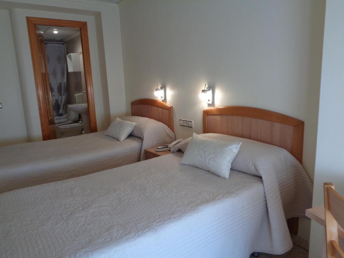 Hostal El Retiro Almoradí 外观 照片